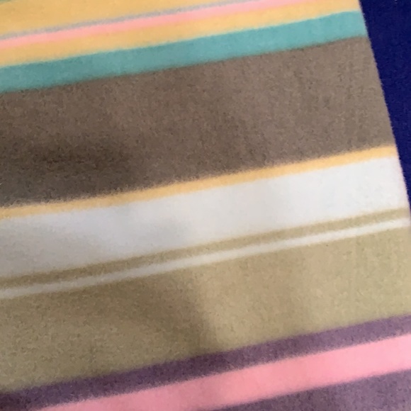 Old Navy striped fleece scarf - Picture 6 of 7